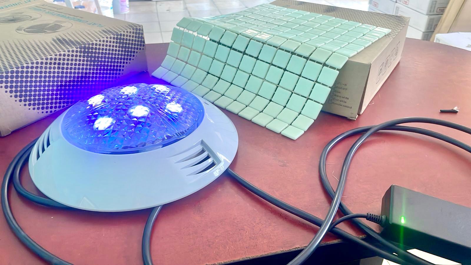 Lampara Led Fluorescente para Iluminar Veneciano Luminuscente